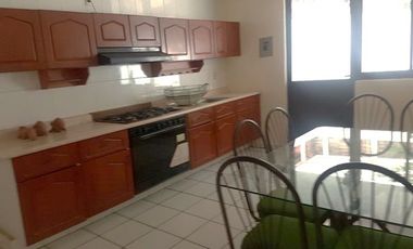 Casa en condominio c/excelentes espacios y distribución, a min. de Prepa 1