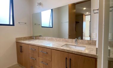 CASA NUEVA EN VENTA, EN PRIVADA RESIDENCIAL, CHOLUL ZONA NORTE DE MÉRIDA