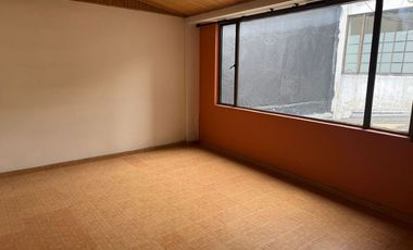 EDIFICIO EN CHAPINERO - 3 APTOS Y 2 OFICINAS - ARRIENDO HOY, DESARROLLO MANANA!