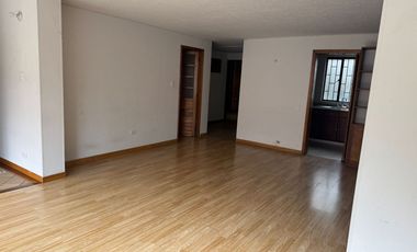 EDIFICIO EN CHAPINERO - 3 APTOS Y 2 OFICINAS - ARRIENDO HOY, DESARROLLO MANANA!