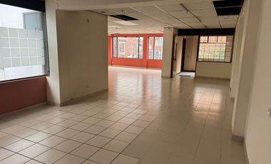 EDIFICIO EN CHAPINERO - 3 APTOS Y 2 OFICINAS - ARRIENDO HOY, DESARROLLO MANANA!