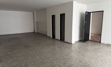 EDIFICIO EN CHAPINERO - 3 APTOS Y 2 OFICINAS - ARRIENDO HOY, DESARROLLO MANANA!