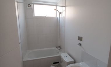 ARRIENDO DEPARTAMENTO 3 DORMITORIOS, 2 BAÑOS, ESTACIONAMIENTO Y BODEGA, MUY CERCANO A UNIVERSIDAD SANTO TOMAS