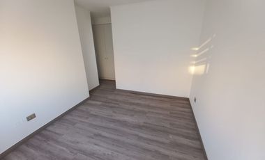 ARRIENDO DEPARTAMENTO 3 DORMITORIOS, 2 BAÑOS, ESTACIONAMIENTO Y BODEGA, MUY CERCANO A UNIVERSIDAD SANTO TOMAS