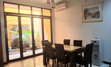 Di Sewa Rumah Full Funished di Bintaro Jakarta Selatan