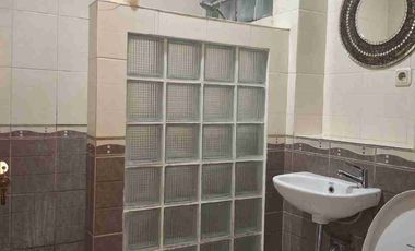 Di Sewa Rumah Full Funished di Bintaro Jakarta Selatan