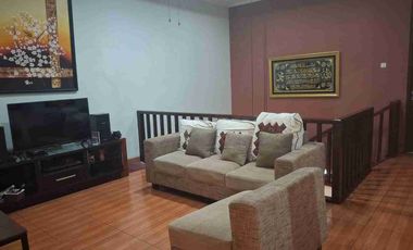 Di Sewa Rumah Full Funished di Bintaro Jakarta Selatan
