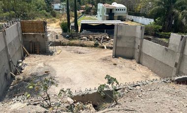 LAS CAÑADAS OPORTUNIDAD CASA EN VENTA OBRA GRIS CON SÓTANO DE 500M2