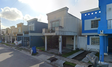 Casa en Venta en C. C. Duque de Pastrana, Quinta Real, 87345 Heroica Matamoros, Tamps., México
