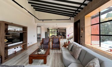 Casa en Arriendo en Altos de Palmas Poblado, Medellin Antioquia