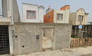 Casa en Venta en C. Betunia 208, Jardines de Champayán, 89358 Tampico, Tamps., México