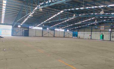 Nave en Renta dentro de Parque Industrial con Vigilancia de 2000 M2
