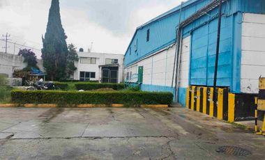 Nave en Renta dentro de Parque Industrial con Vigilancia de 2000 M2