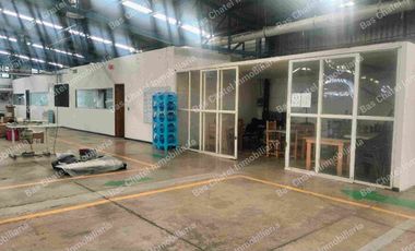 Nave en Renta dentro de Parque Industrial con Vigilancia desde  1652M2 hasta 2200 M2  Transformador Instalado