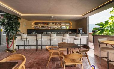 Oficina en venta. Medellín, El Poblado, Manila