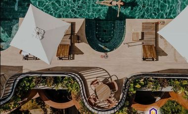 Oficina en venta. Medellín, El Poblado, Manila