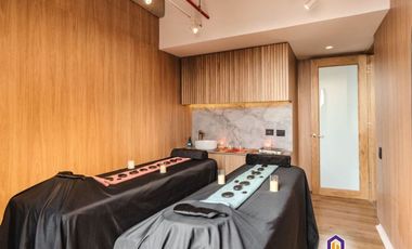 Oficina en venta. Medellín, El Poblado, Manila