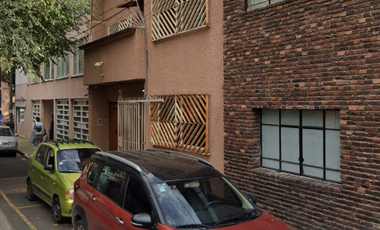 EXELENTE CASA EN RECUPERACION BANCARIA SOLO RECURSOS PROPIOS