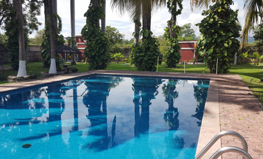 VENDO EN HUEROS DE MIACATLAN ESPECTACULAR PROPIEDAD DISEÑADA PARA QUIENES BUSCAN TRANQUILIDAD, PRIVACIDAD