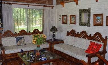 VENDO EN HUEROS DE MIACATLAN ESPECTACULAR PROPIEDAD DISEÑADA PARA QUIENES BUSCAN TRANQUILIDAD, PRIVACIDAD