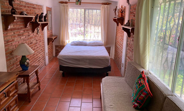 VENDO EN HUEROS DE MIACATLAN ESPECTACULAR PROPIEDAD DISEÑADA PARA QUIENES BUSCAN TRANQUILIDAD, PRIVACIDAD