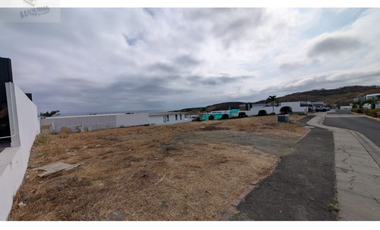 Venta de Terreno en Urbanización Mrina Blue, Manta, Manabí, Ecuador