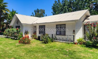 Leon Propiedades vende hermosa parcela en Maria Pinto.