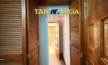 Vendo Bella Casa en esquina remodelada, en Fortín.