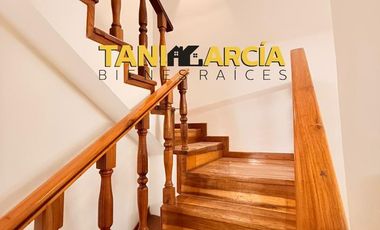 Vendo Bella Casa en esquina remodelada, en Fortín.