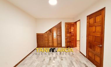 Vendo Bella Casa en esquina remodelada, en Fortín.