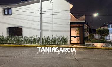 Vendo Bella Casa en esquina remodelada, en Fortín.