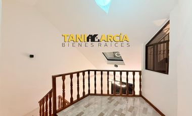 Vendo Bella Casa en esquina remodelada, en Fortín.