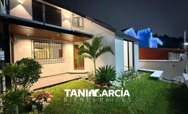 Vendo Bella Casa en esquina remodelada, en Fortín.