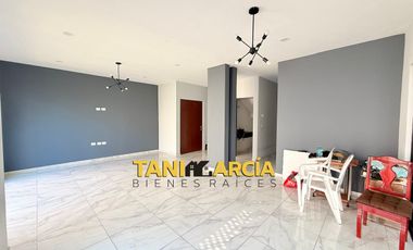 Vendo moderna casa en esquina en Fortín muy buena iluminación!!