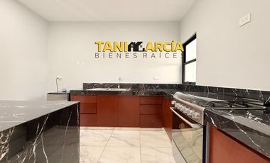 Vendo moderna casa en esquina en Fortín muy buena iluminación!!