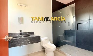 Vendo moderna casa en esquina en Fortín muy buena iluminación!!