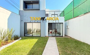 Vendo moderna casa en esquina en Fortín muy buena iluminación!!