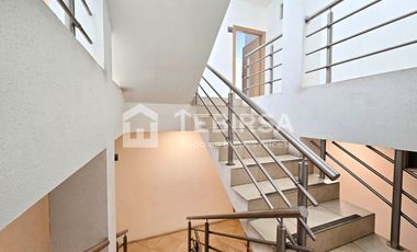 Venta de Departamento de 3 Dormitorios en 3er Piso y Parqueo - Salinas, Sector San Lorenzo