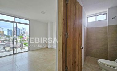 Venta de Departamento de 3 Dormitorios en 3er Piso y Parqueo - Salinas, Sector San Lorenzo