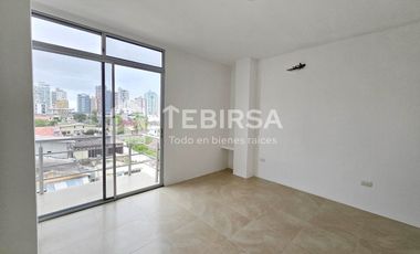 Venta de Departamento de 3 Dormitorios en 3er Piso y Parqueo - Salinas, Sector San Lorenzo