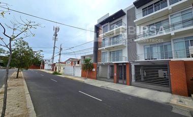 Venta de Departamento de 3 Dormitorios en 3er Piso y Parqueo - Salinas, Sector San Lorenzo