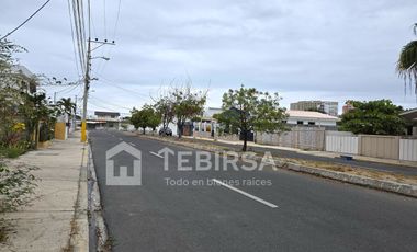Venta de Departamento de 3 Dormitorios en 3er Piso y Parqueo - Salinas, Sector San Lorenzo