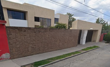 Casa en remate en Las Águilas, San Luis Potosí.