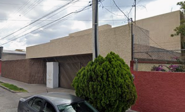 Casa en remate en Las Águilas, San Luis Potosí.