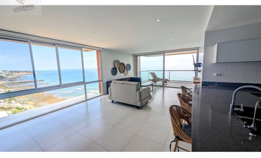 En venta departamento frente al mar edf. Ibiza. Manta, Manabí