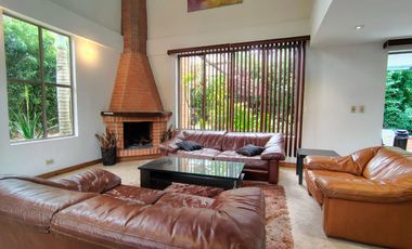 Casa en Arriendo en Loma del Atravesado, Envigado Antioquia