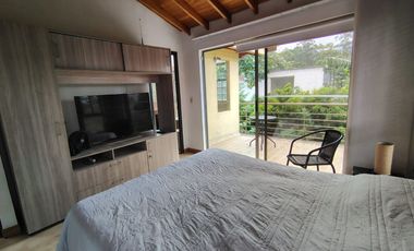 Casa en Arriendo en Loma del Atravesado, Envigado Antioquia