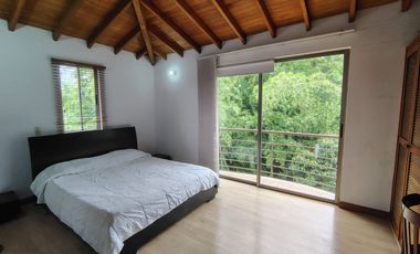 Casa en Arriendo en Loma del Atravesado, Envigado Antioquia