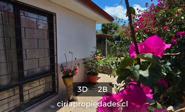 Se arrienda casa quinta ubicada a 5 cuadras de la Plaza de Armas de Quillota.