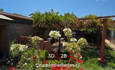 Se arrienda casa quinta ubicada a 5 cuadras de la Plaza de Armas de Quillota.